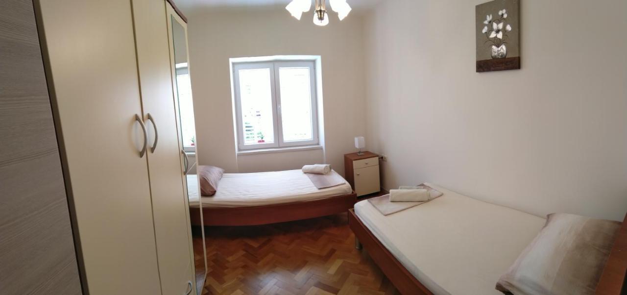 Apartman Anka Makarska Buitenkant foto